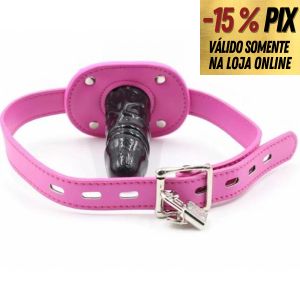 MORDAÇA EM COURO SINTÉTICO COM PLUG EM FORMATO DE PÊNIS